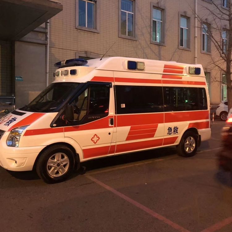 麻栗坡夜间租赁救护车护送病人转院：安全转运的 8 大核心注意事项